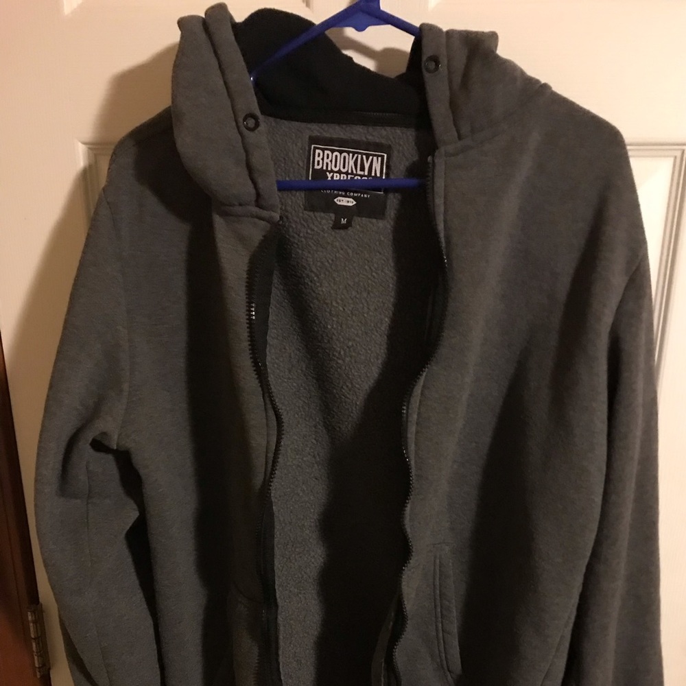 BROOKLYN XPRESS zip hoodie size medium